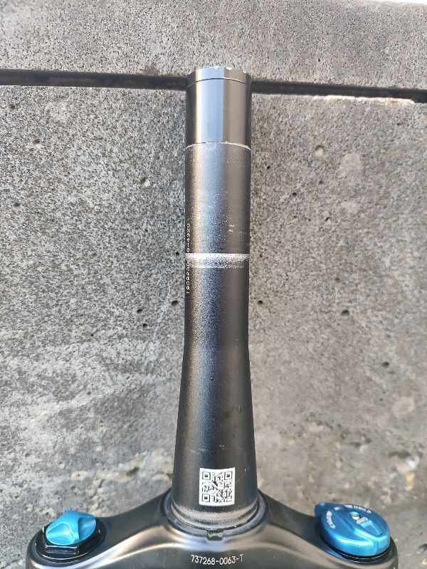 вилку Fox 34 RHYTHM 27.5 GRIP