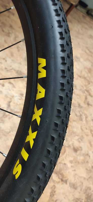 Maxxis Ikon 29x2.20