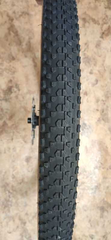 Maxxis Ikon 29x2.20