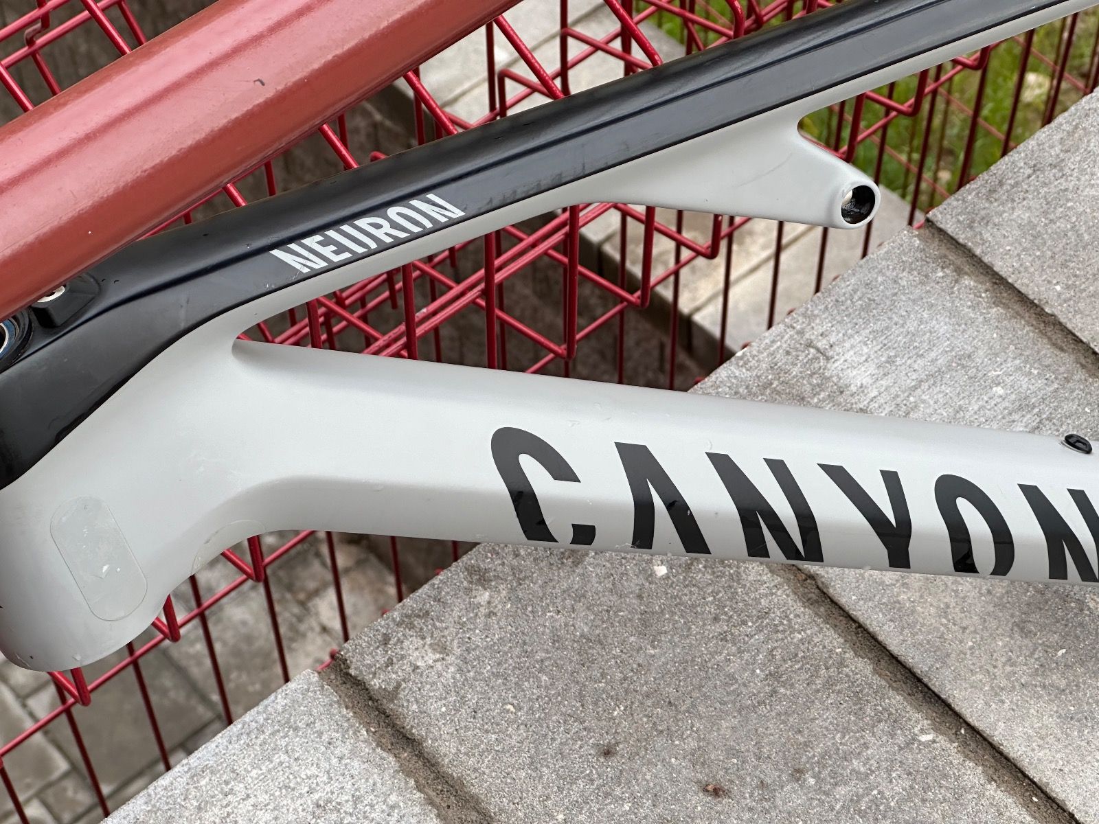 2022 Canyon Neuron карбоновый двухподвес про-уровня