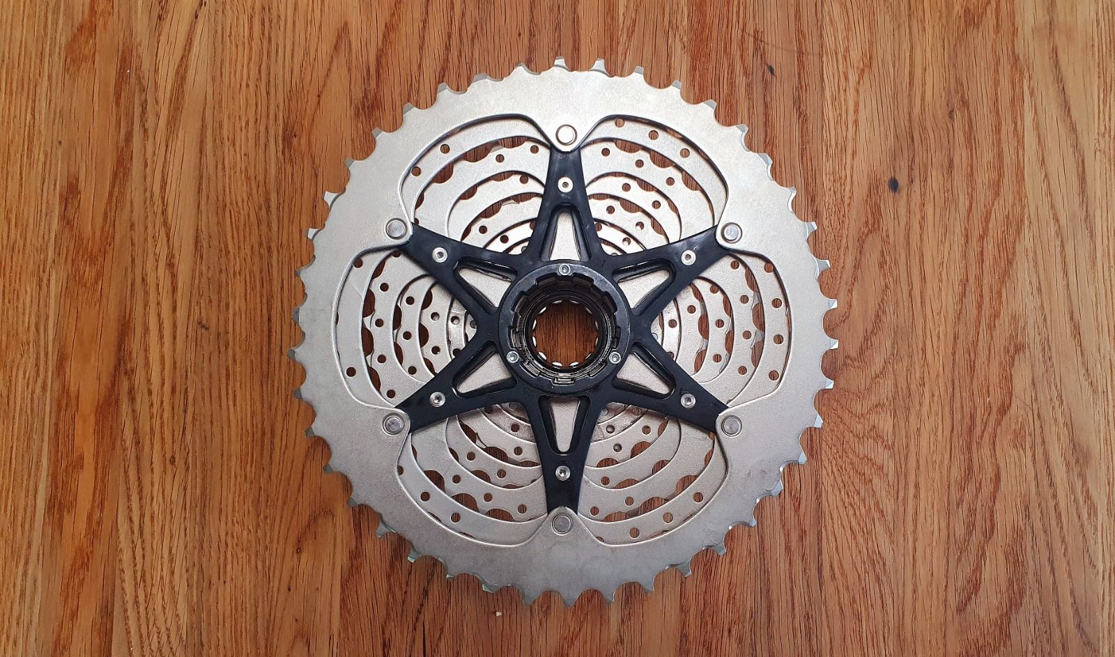 НОВЫЕ! 10 ск. кассеты 11-42 Shimano CS-M4100-10 DEORE. ИНДОНЕЗИЯ