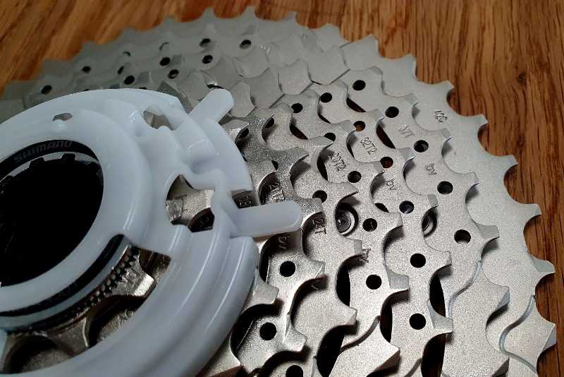 НОВЫЕ! 10 ск. кассеты 11-42 Shimano CS-M4100-10 DEORE. ИНДОНЕЗИЯ
