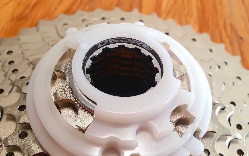 НОВЫЕ! 10 ск. кассеты 11-42 Shimano CS-M4100-10 DEORE. ИНДОНЕЗИЯ
