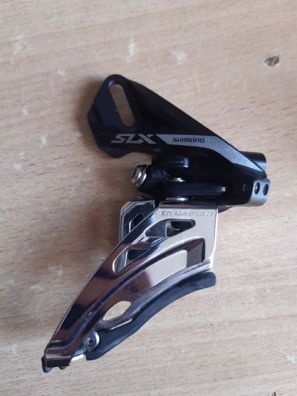 переключатель передний Shimano SLX FD-M7020-11