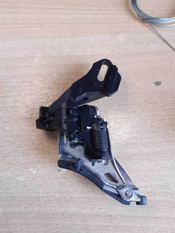 переключатель передний Shimano SLX FD-M7020-11