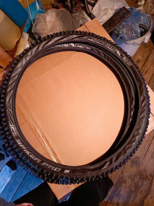 Schwalbe ice Spicer Pro 29x2.25