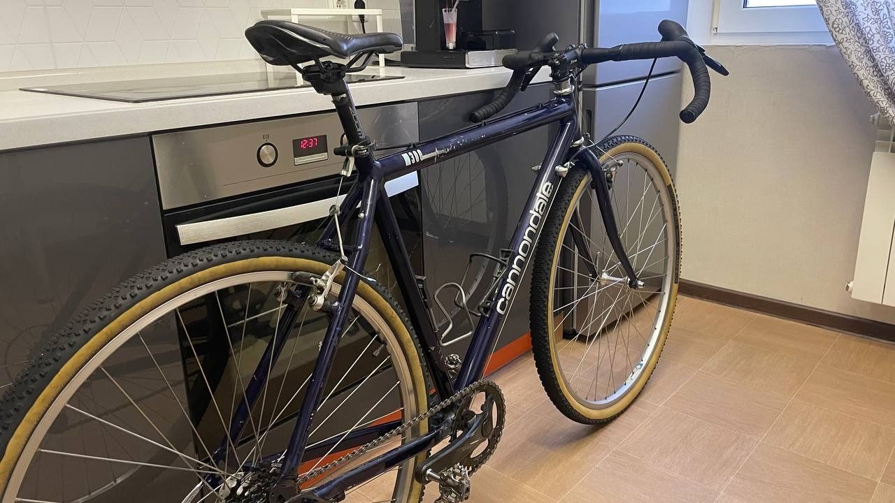 Велосипед туринг/грэвал Cannondale H300