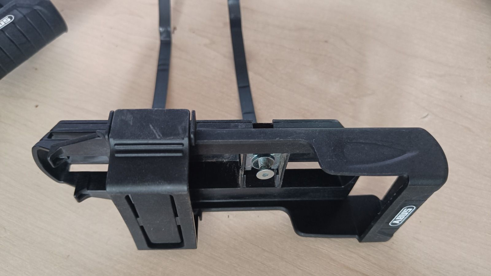 Крепление для замков ABUS