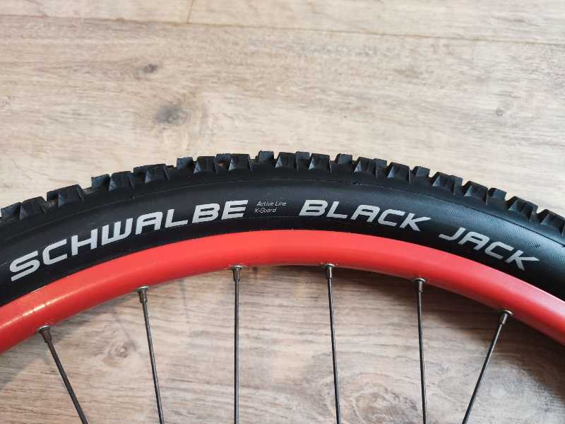 Покрышка  Schwalbe Black Jack