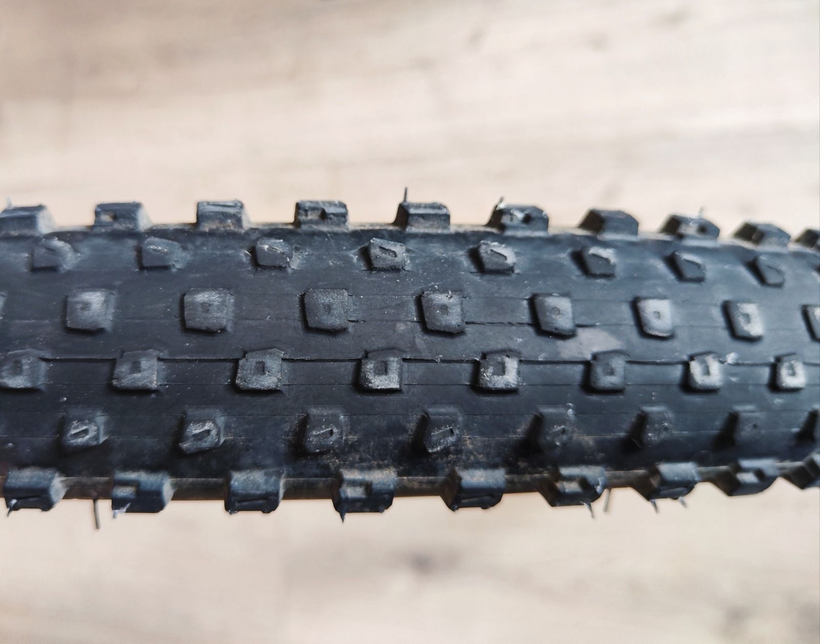 Покрышка Bontrager XR2 Comp