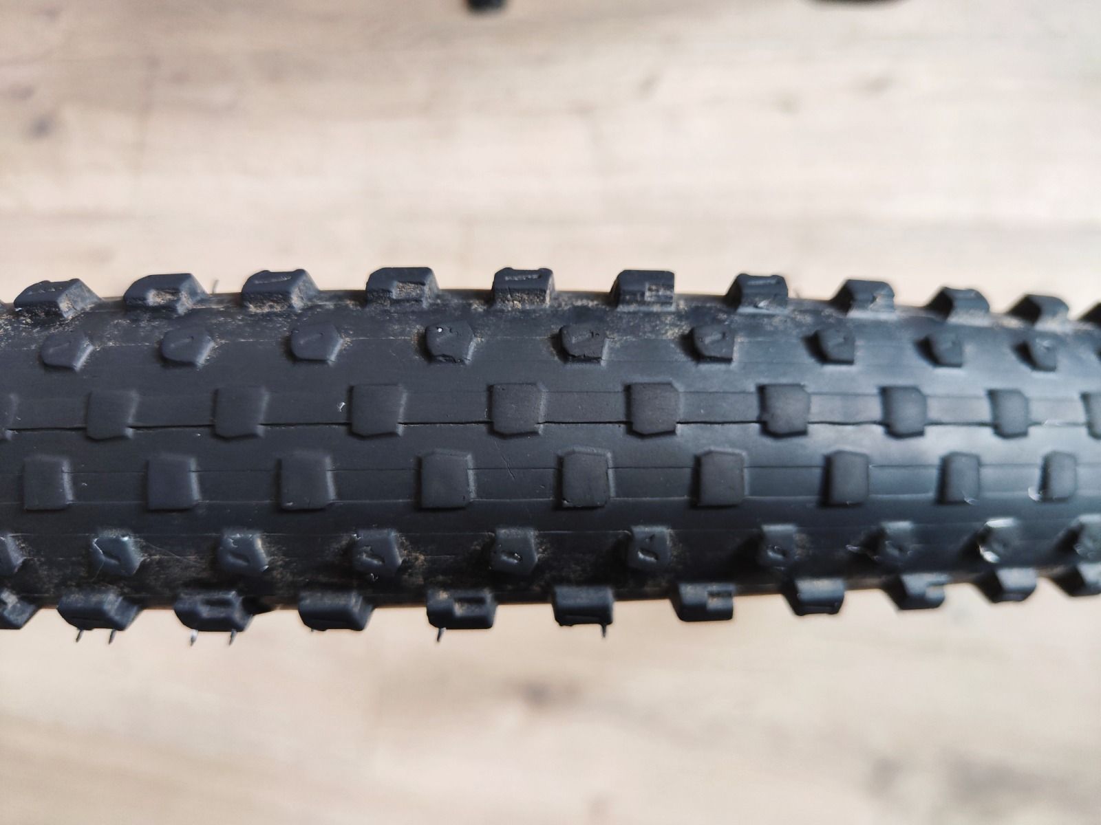 Покрышка Bontrager XR2 Comp