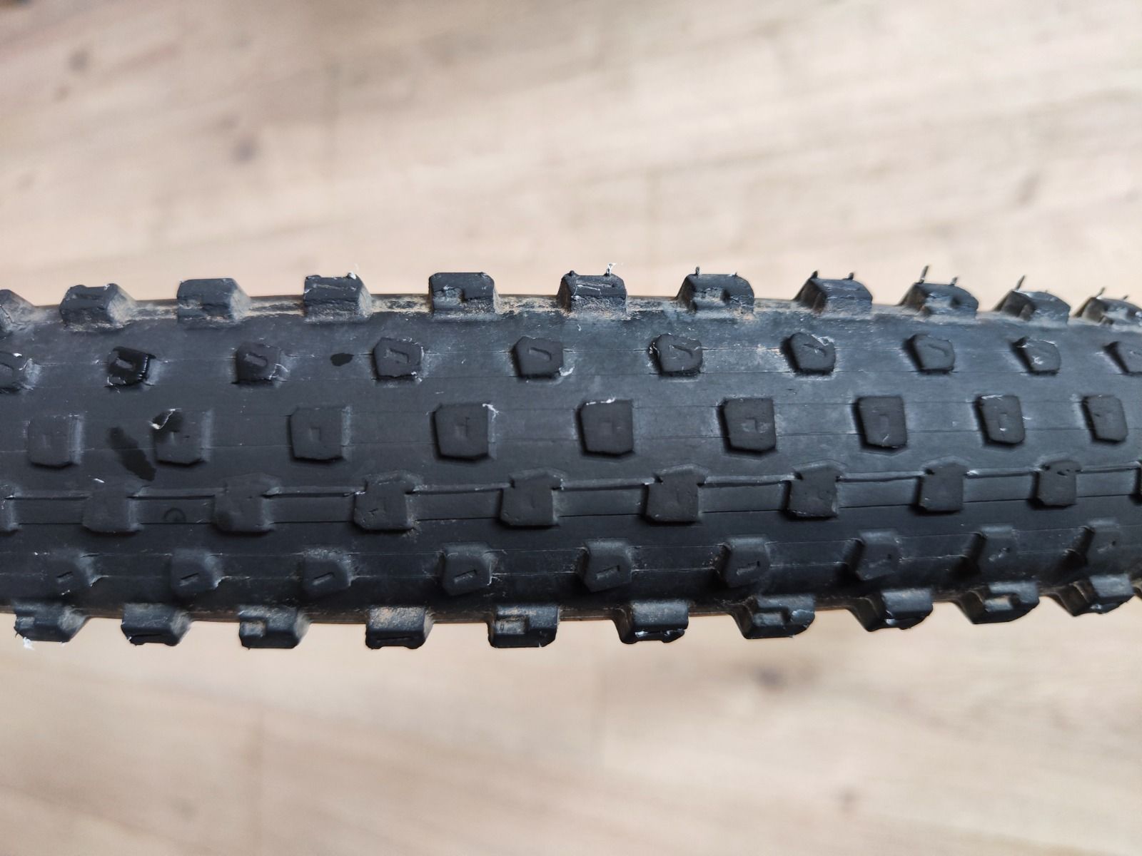 Покрышка Bontrager XR2 Comp