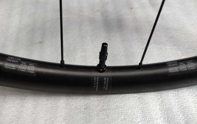 Колёса гравийные DT Swiss Gravel LN