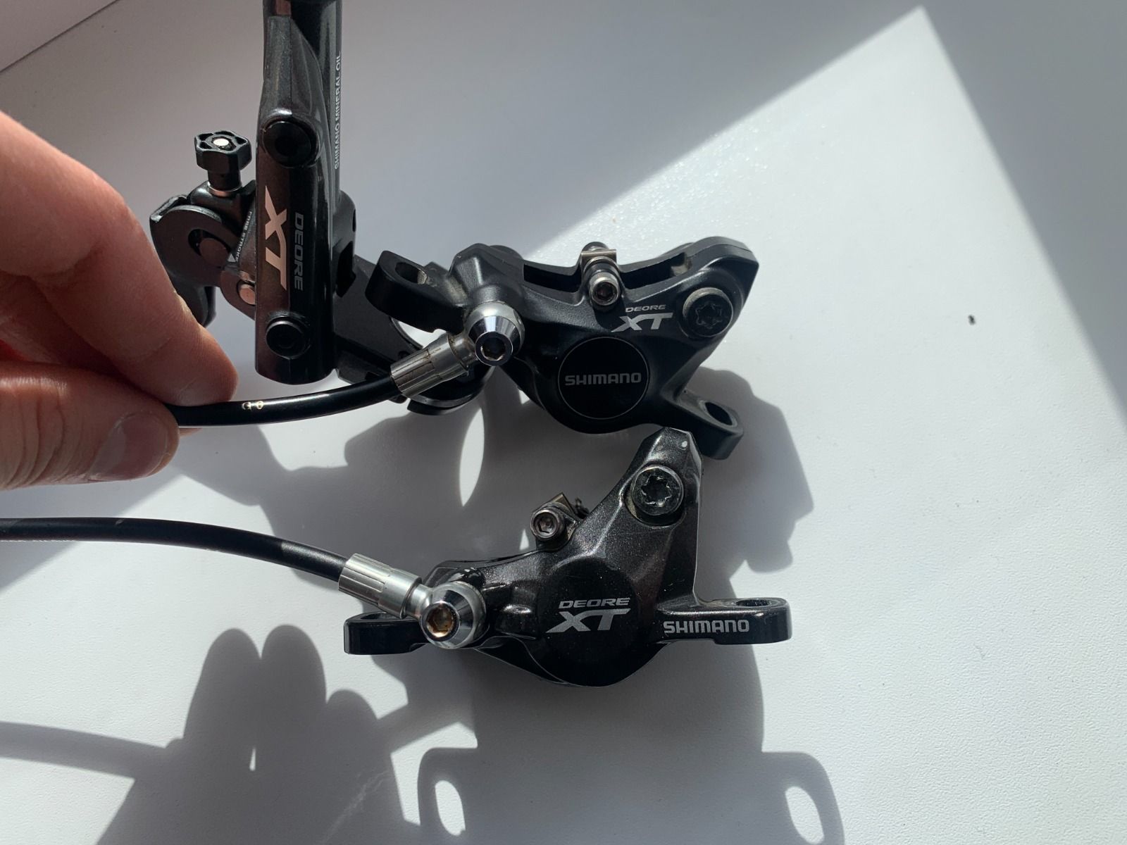 Передний тормоз Shimano Deore XT