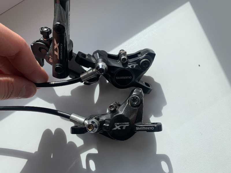Передний тормоз Shimano Deore XT