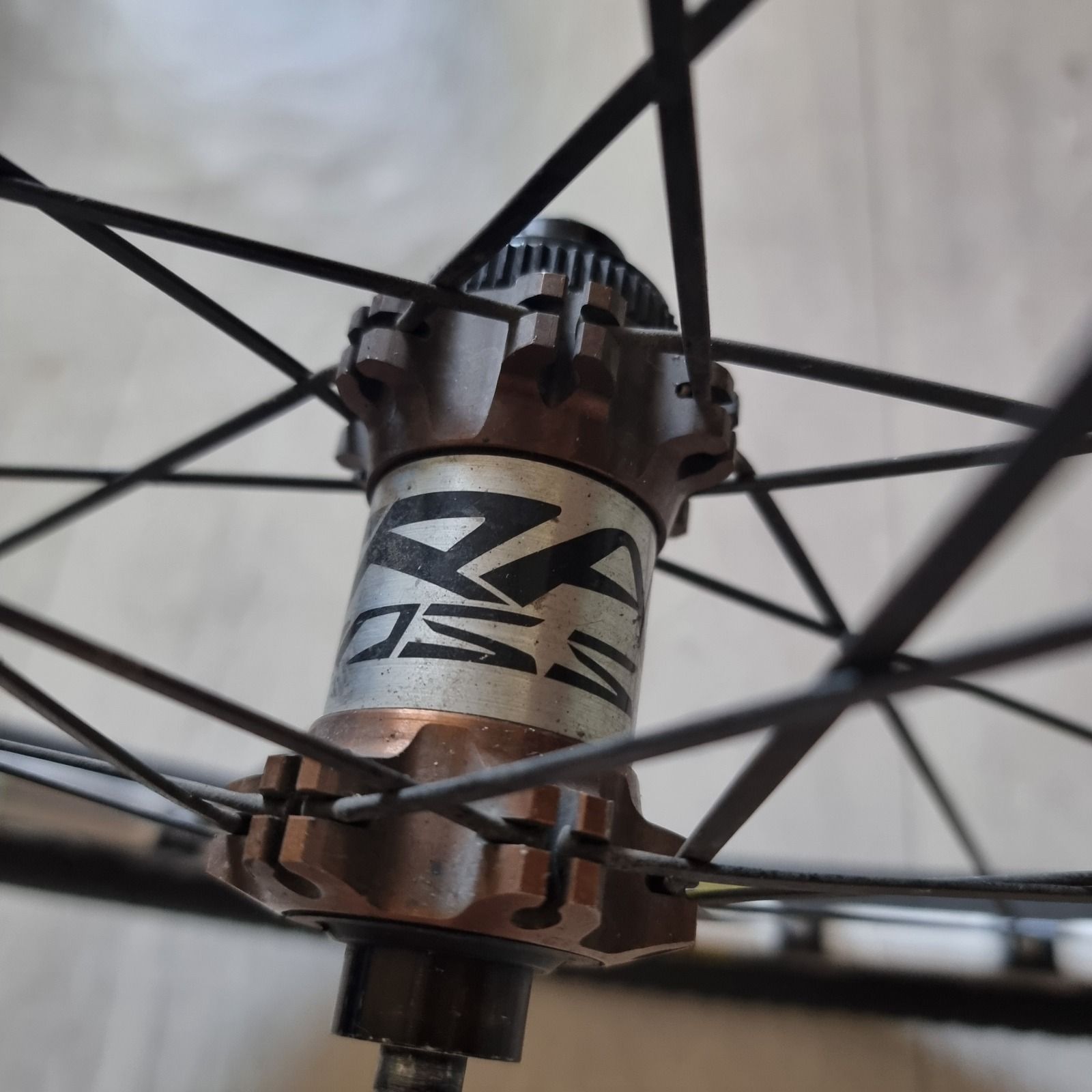 Mavic crosstrail ust