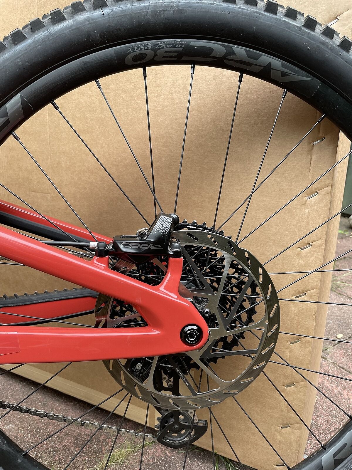 Электровелосипед Santa Cruz Heckler Mx