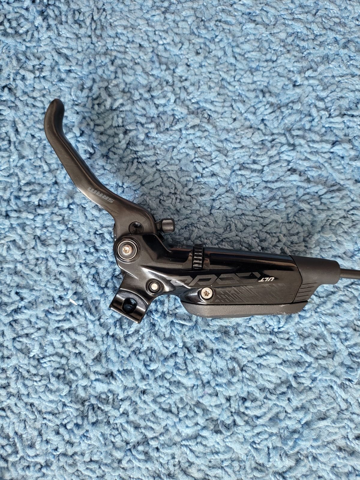 Новый тормоз Sram Code Ultimate, карбоновый рычаг,  перед