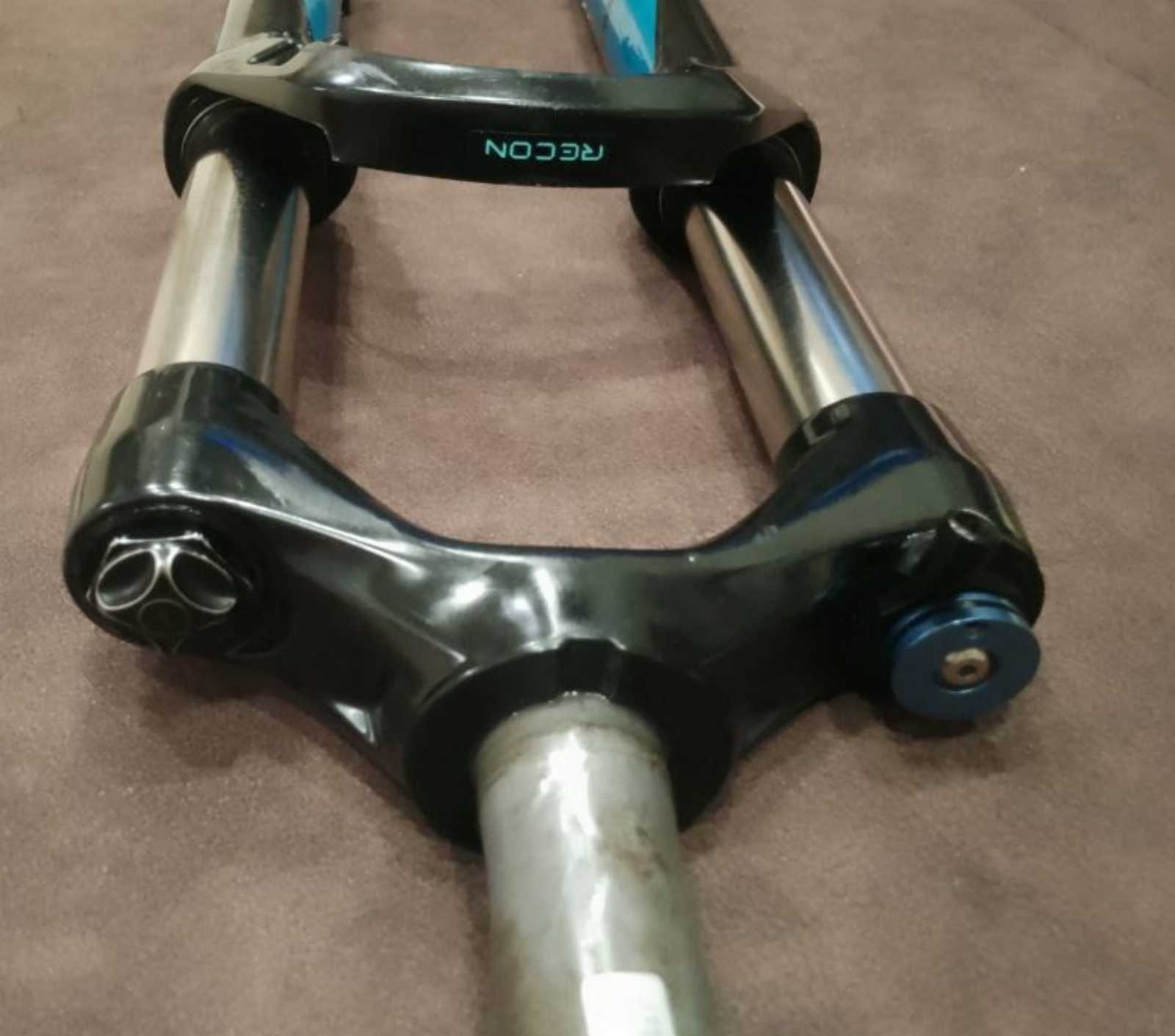 Вилка Rockshox TK Silver Solo Air 100-120mm, под колеса 27.5 дюйма, эксцентрик