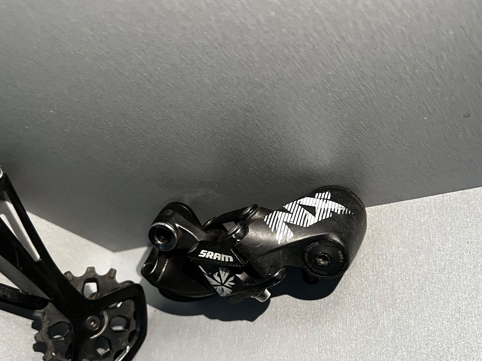 Задний переключатель sram nx на запчасти