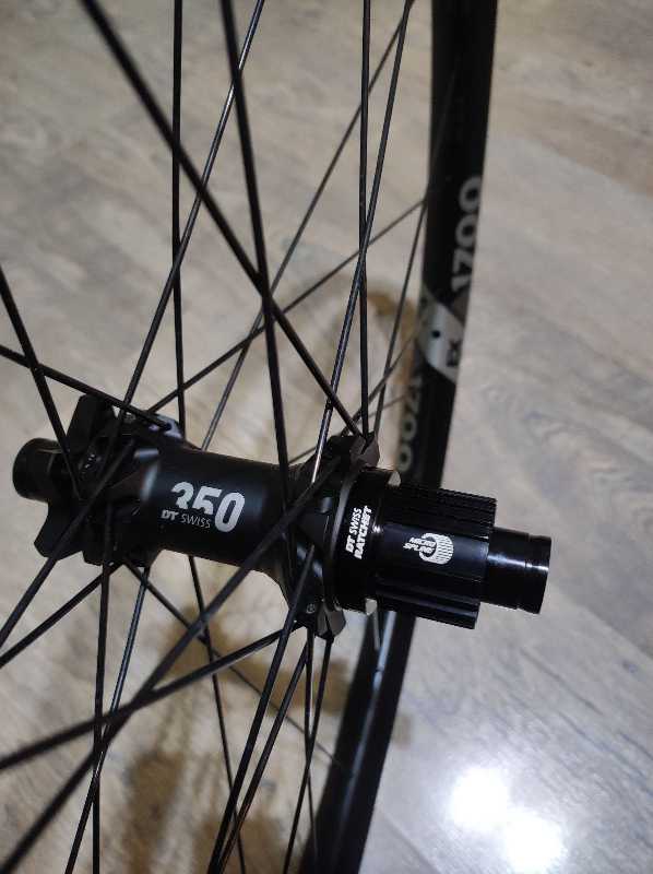Заднее колесо MTB Enduro DT Swiss EX 1700 SPLINE 29