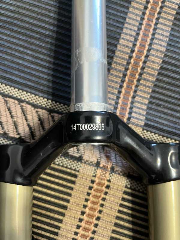 Новые ноги 28 mm для вилки ROCK SHOX Dual air