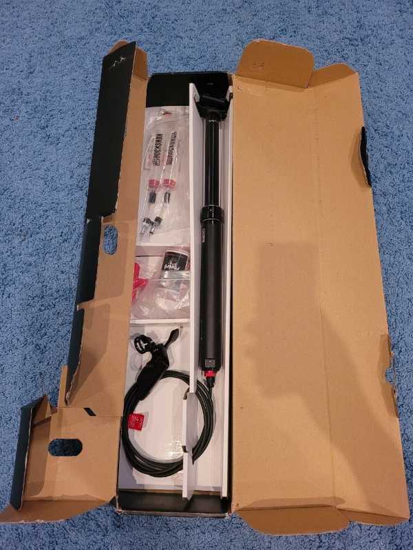 Дроппер RockShox Reverb Stealth C1 31.6мм 175мм, коробочный вариант с набором для прокачки