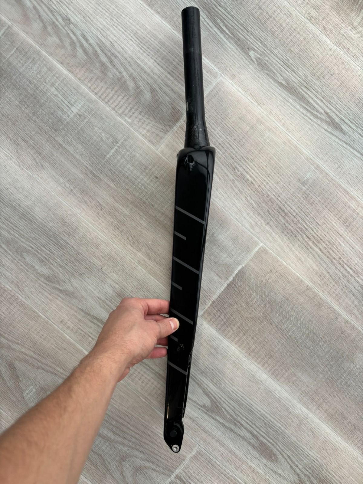 Карбоновая вилка Kross Esker 7.0 12x100
