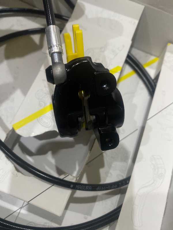 Дисковый гидравлический тормоз MAGURA MT8 SL FM Flatmount новый
