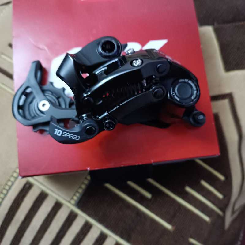 Задние переключатели SRAM 8-9-10-12 cк