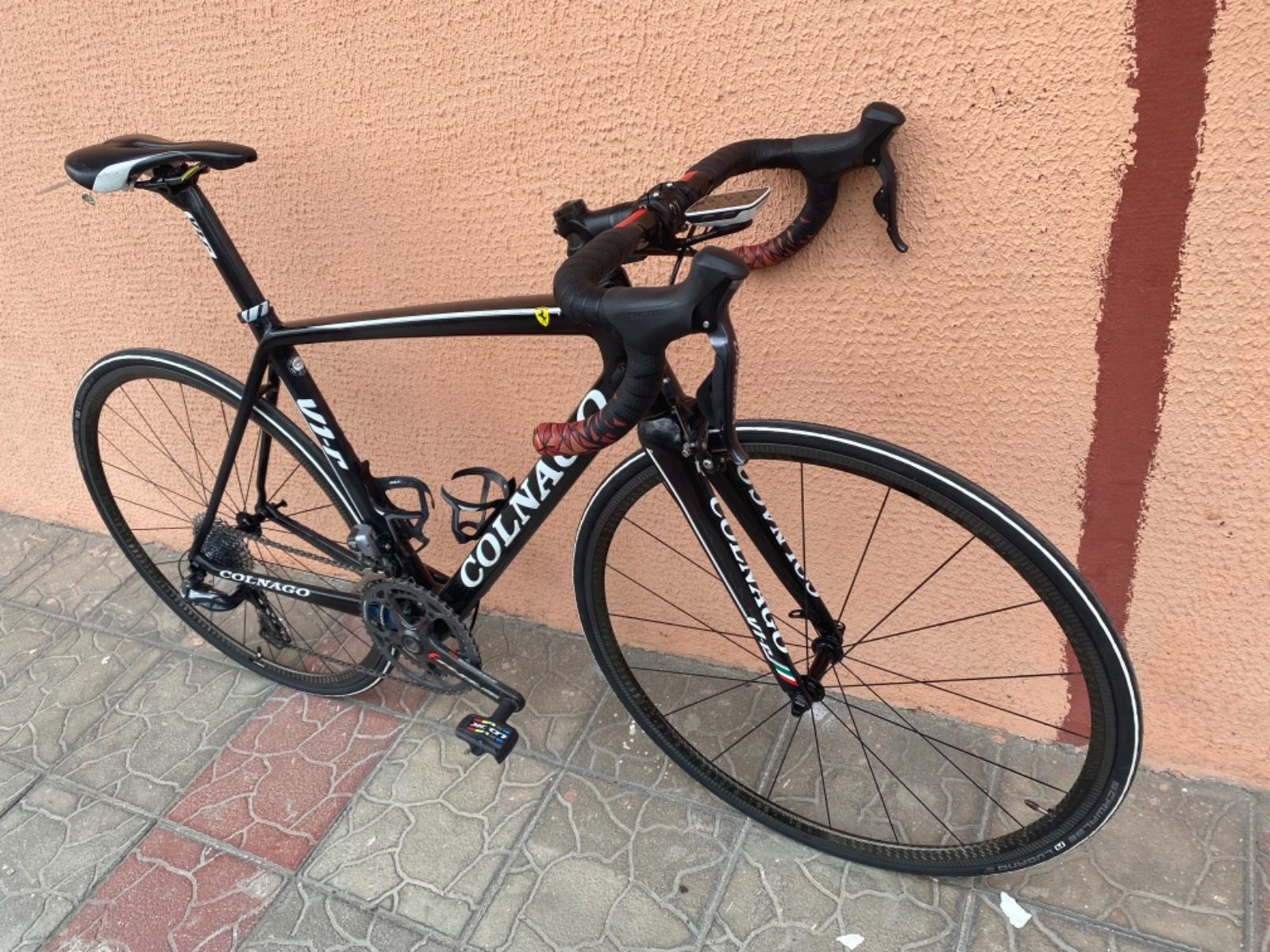 colnago v1-r ferrari edition di2