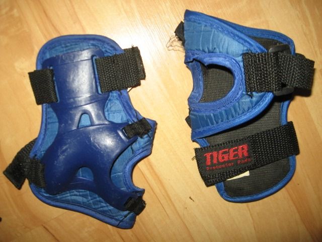 Комплект защиты (наколенники, налокотники, наладонники) Tiger