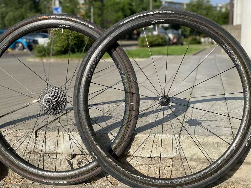 карбоновые колеса Zipp 202 NSW (высшая линейка Zipp) 1,375 гр. Клинчер. 1.100€