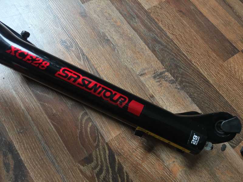 SR Santour XCE28 (29e колесо)