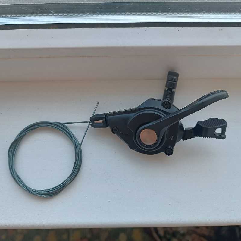 Манетка Shimano XT, M8100, правая, 12 скоростей