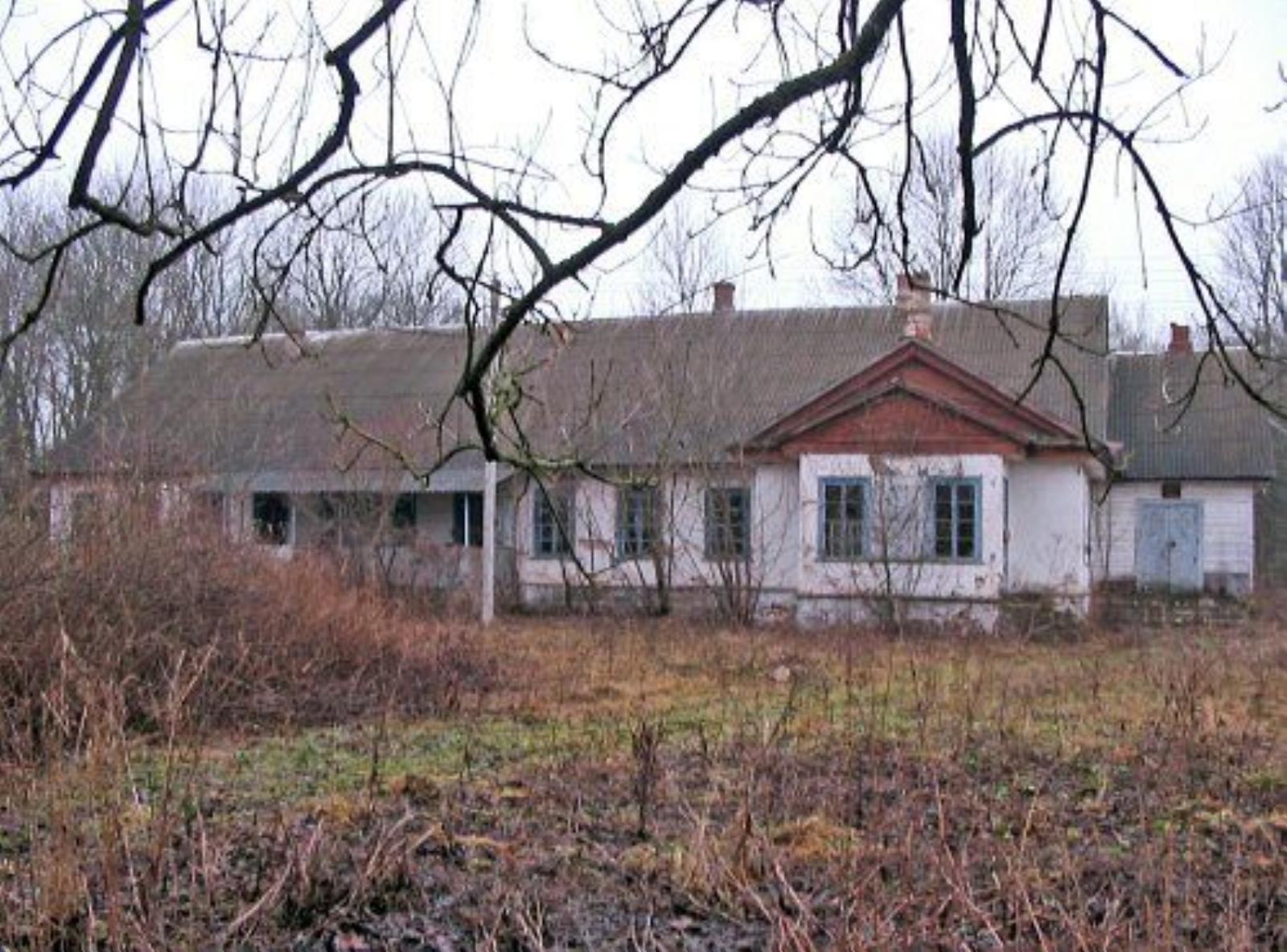 Усадебный дом (дерев.) Усадебный дом (дерев.)