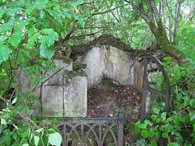 Склеп-усыпальница