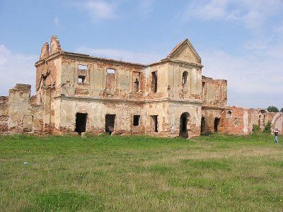 Жилые корпуса (руины)