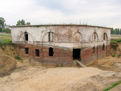 Редюит  правого входящего плацдарма равелина