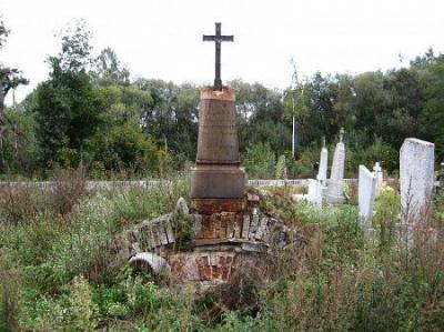 Склеп-усыпальница Корнелии Гарабурдовой