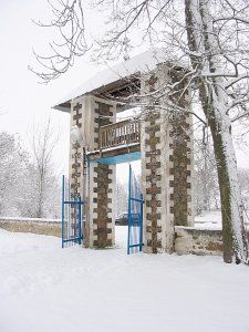 Брама-колокольня