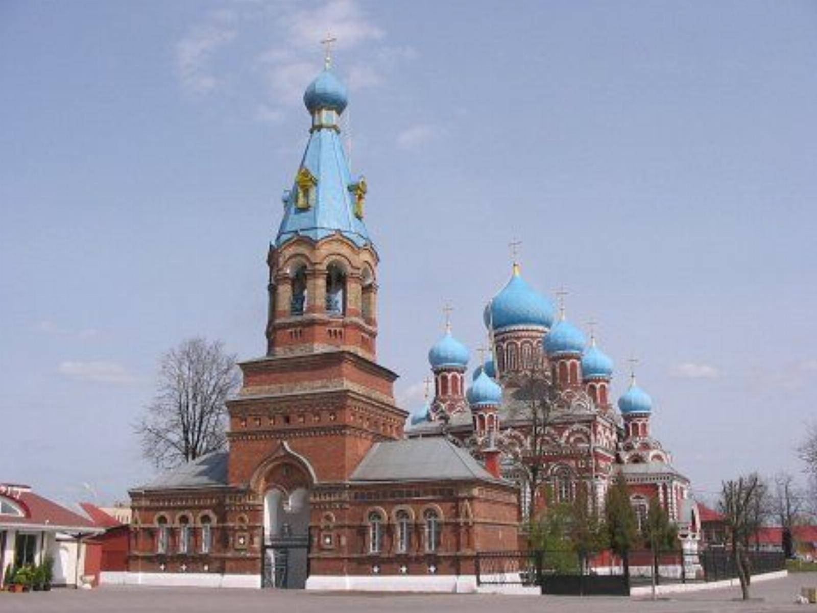 Брама-колокольня Брама-колокольня