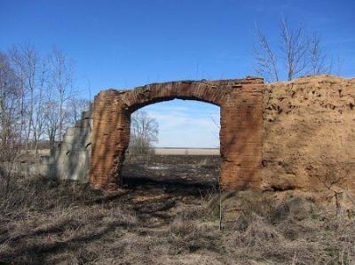 Конюшня (?) /сохр. частично/