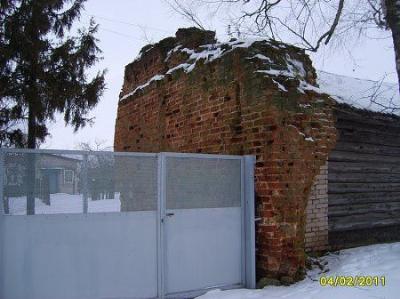 Хозпостройка (?) /сохр. частично/