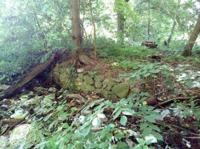 Хозпостройки /сохр. фундаменты/