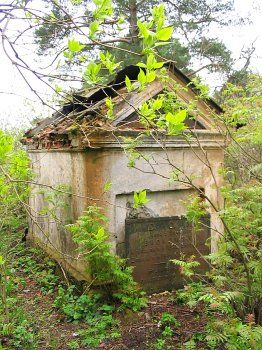 Часовня-надмогилье А. Броновской