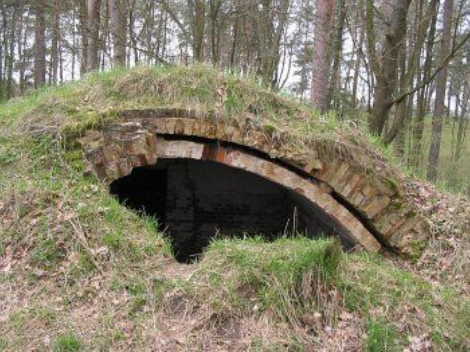 Ледовня (?) Ледовня (?)