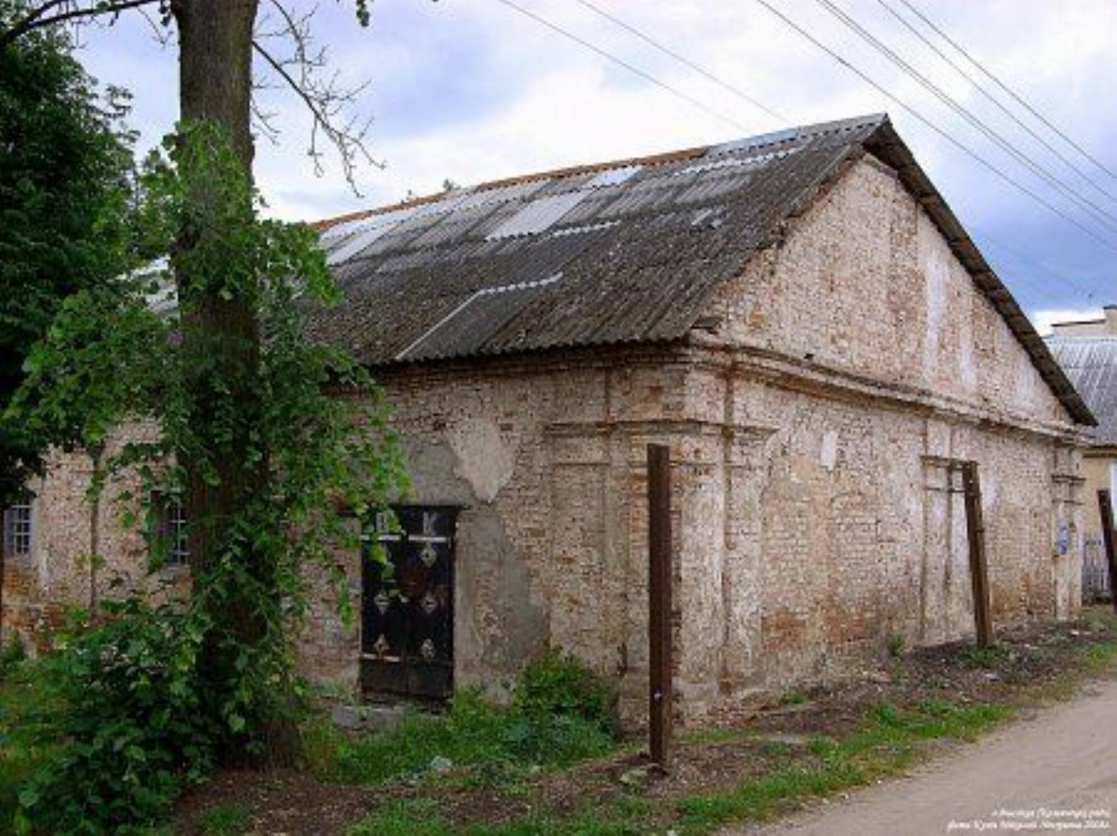 Синагога (?) Синагога (?)