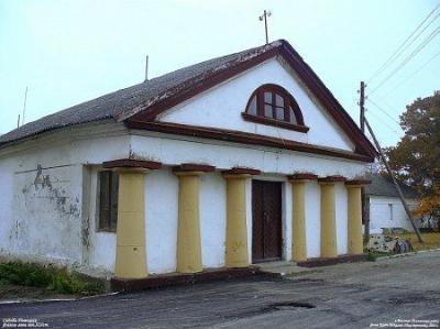 Флигель левый