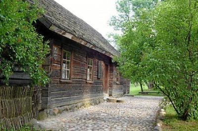 Дом-музей (дерев.)